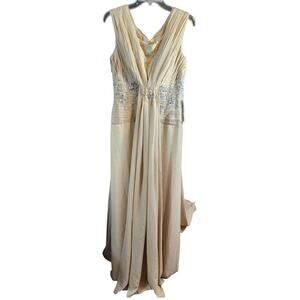Mingda's Dress formal gown cream with rhinestone sleeveless train chiffon NWT